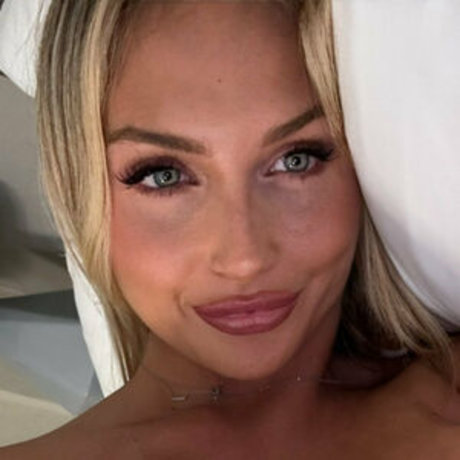 Blairbbyxo naked actress photos