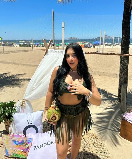 Cinthia Cruz nus étoiles photo