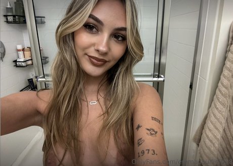 emmacaulfield18 hermosa actriz galerías