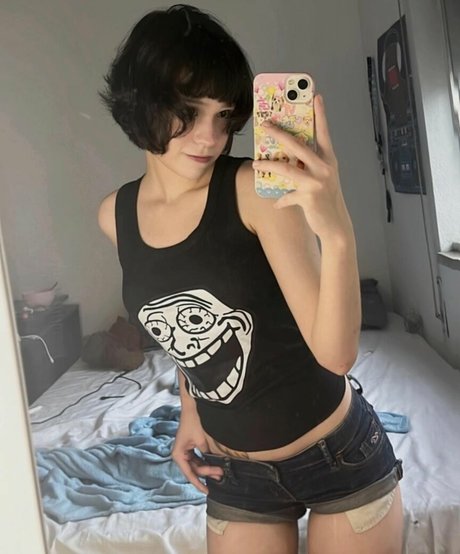 Pandemonita adult actress pic