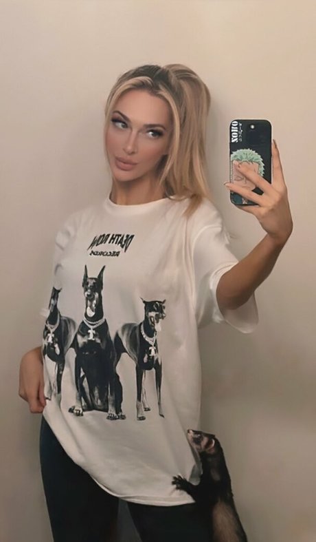 Karmen Petrovic star du porno hd images