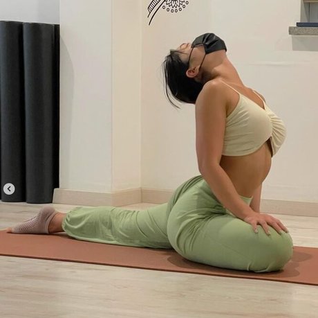 Beo Deul Jeong_ étoile sympa archive