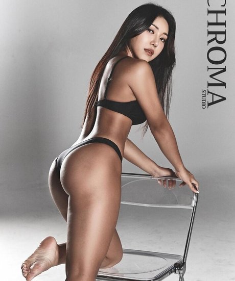 Beo Deul Jeong_ sexy pornstar pic