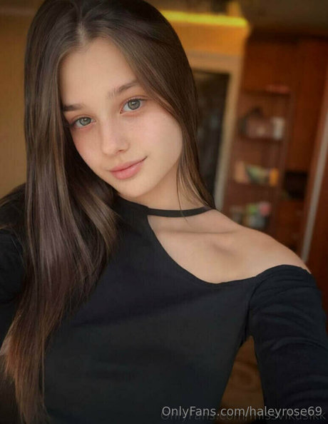 haleyrose69 hd pornstar picture