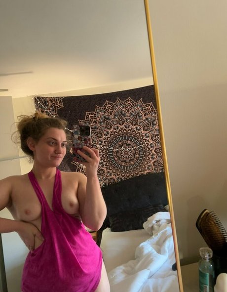 bbyurcs pornstar nude img