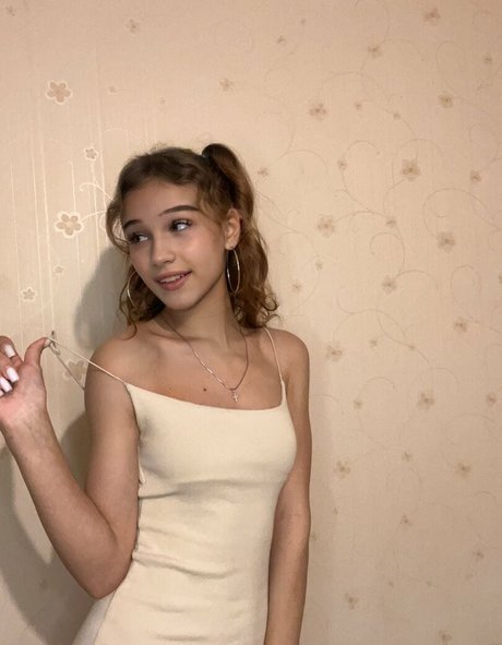 baby nika modèle artistique archive