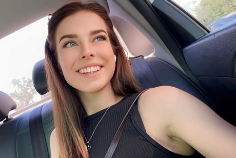 baby nika star du porno en haute qualité galerie