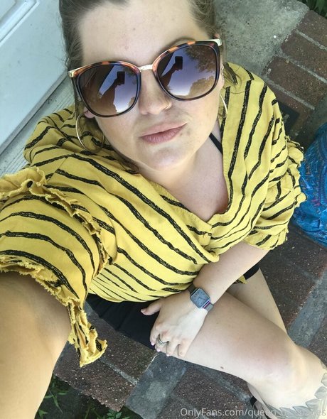 queen of spades estrella xxx fotos