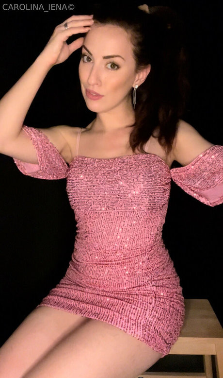 carolina iena joli modèle galerie