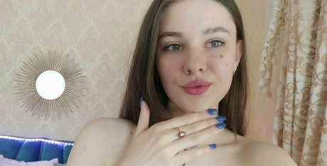 shiny jessy hot model image