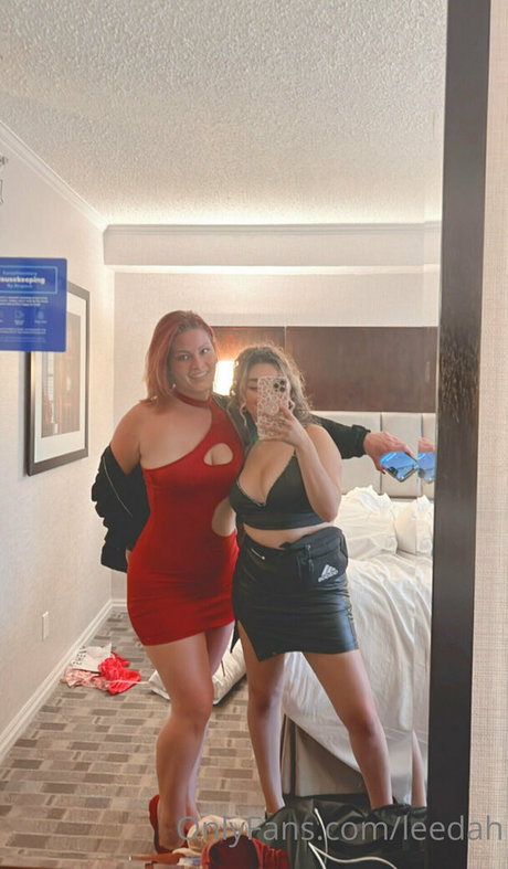milf glasses onlyfans hot naked gallery