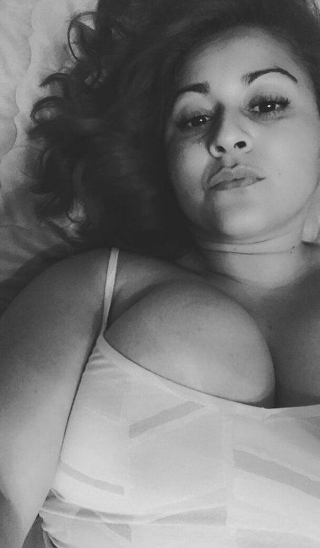 Sassigirl69 hot actress image