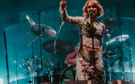 Pommelien Thijs actriz desnuda recopilación