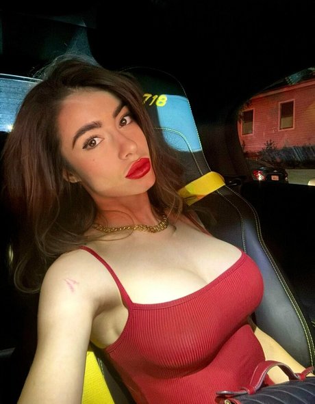 elebertolifree xxx actress picture