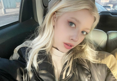 lolly derry18 modelo atractivo galería