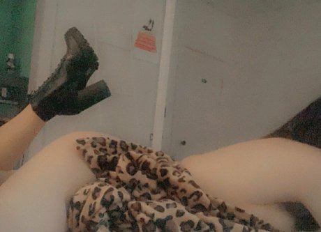 babygirlbrdlfree étoile hd des photos