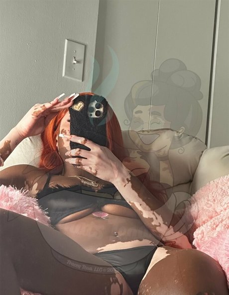 Curiousiteaaa belle actrice image