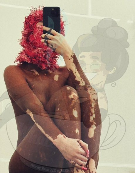 Curiousiteaaa model art archive
