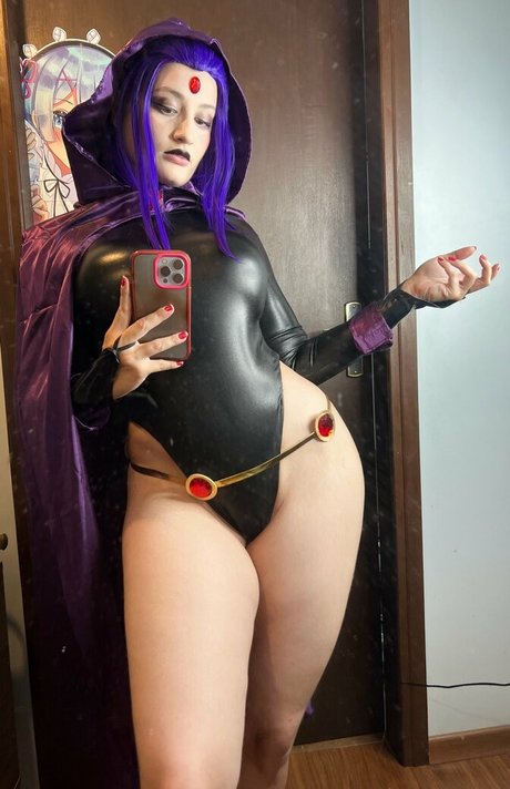 Natsumi Louise actrice nue photos