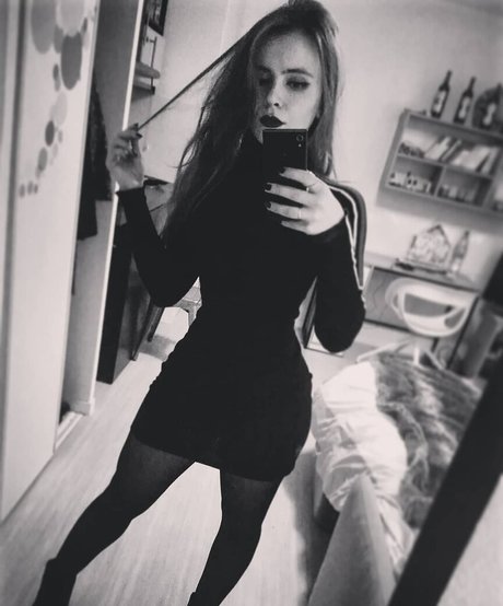 madsfive nude pornstar photos