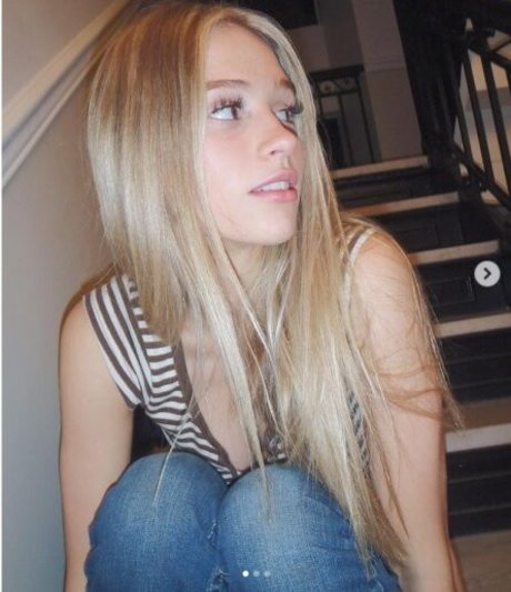 Chase Myers erotic model img