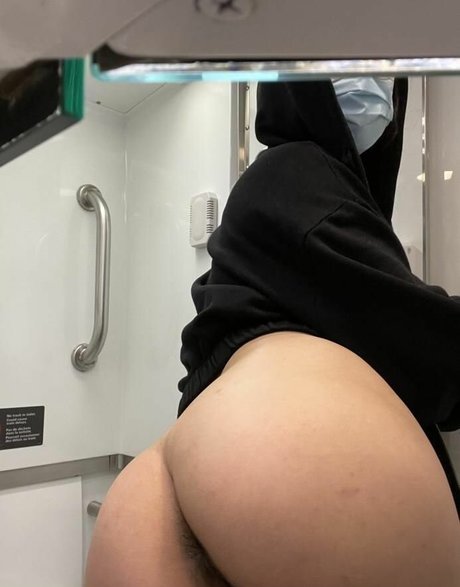 yuukiiebby modelo de alta definición fotos