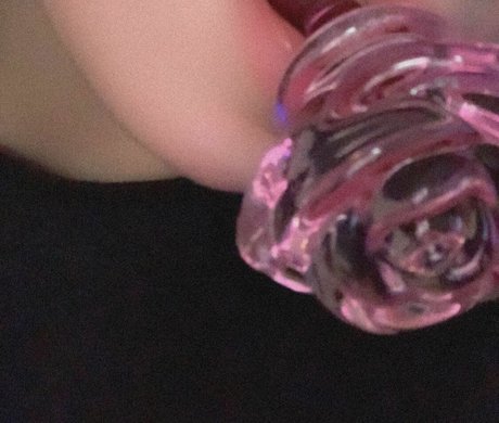 honeydommj modèle nu photo