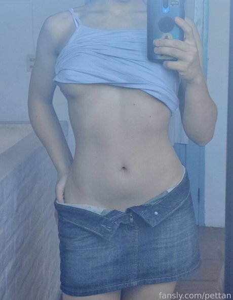 pettan actrice parfaite des photos