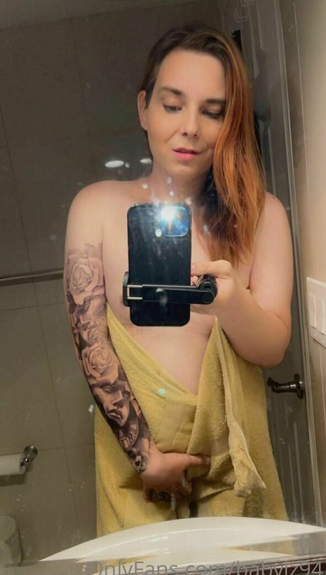 babyiz94 beau modèle photo