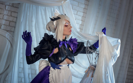 lil g cosplay modèle joli image