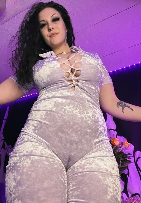 lochnessa93 nus de stars du porno photos