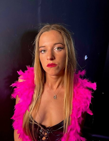 anna hotbabee star du porno gratuite galeries