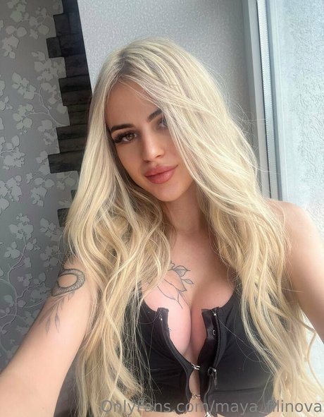 maya filinova estrella porno de arte recopilación