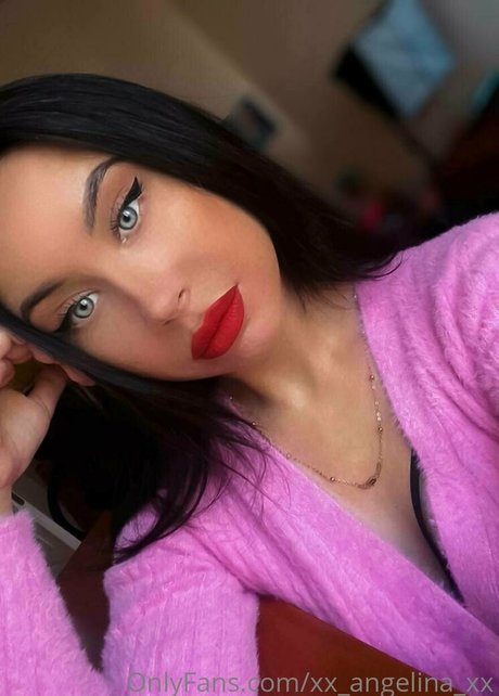 xx angelina xx bonita modelo archivo