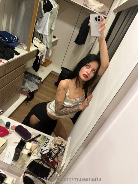 musemaria modèle sexy des photos