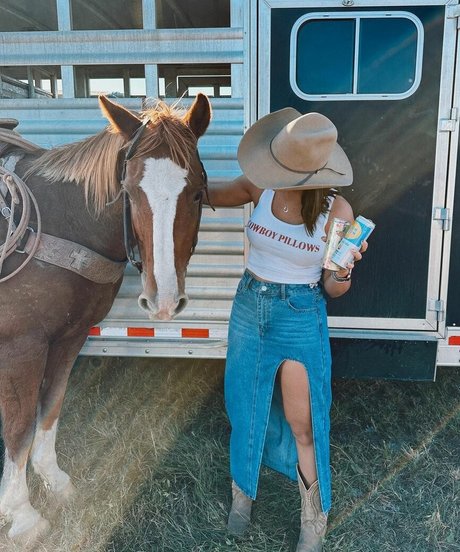 Monica Gonzalez jolie star du porno des photos