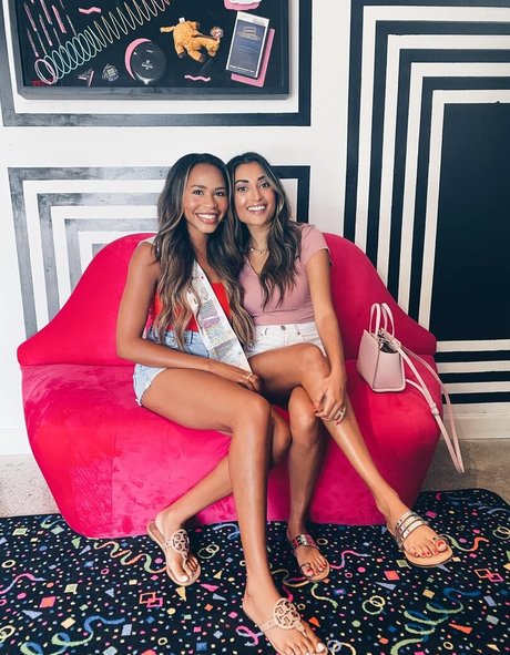 Zia Natasha Lehman estrella hermosa imagen