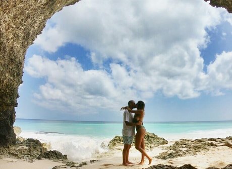 Cleo Bracchi nus étoiles image