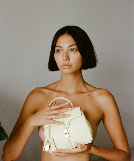 Bridget Gao Hollitt jolie étoile photos