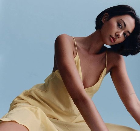 Bridget Gao Hollitt modèle chaud des photos