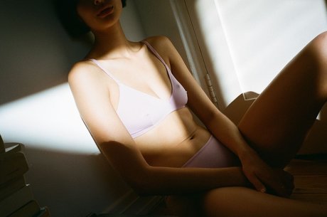 Bridget Gao Hollitt profile image
