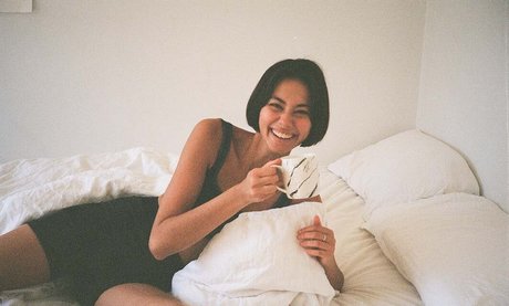 Bridget Gao Hollitt estrella hermosa galerías