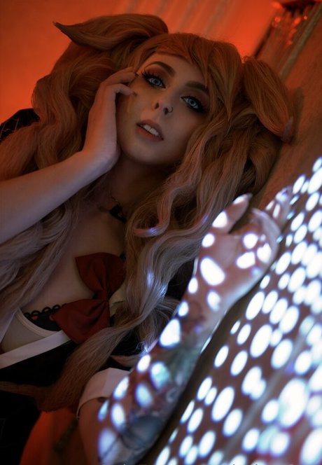 darkreifree bonita actriz fotos