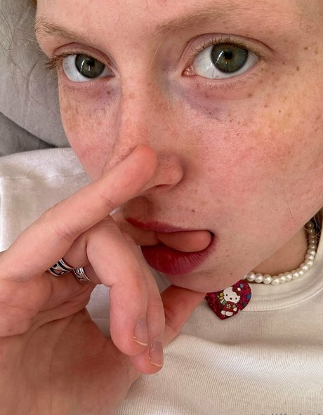 Onlyfans asiáticos de 18 años sexy perfecto imágenes