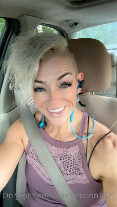 sashamoon1621 star du porno érotique galeries