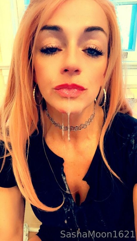 sashamoon1621 modelo atractivo archivo