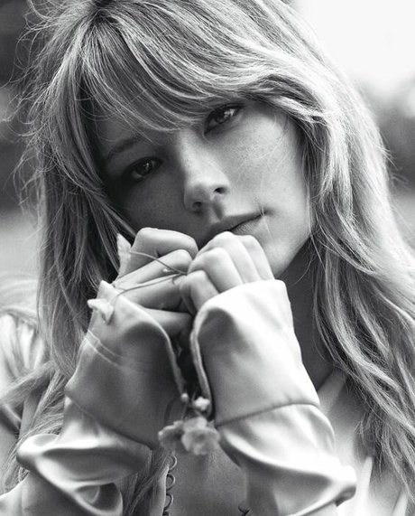 Haley Bennett exclusive pornstar image