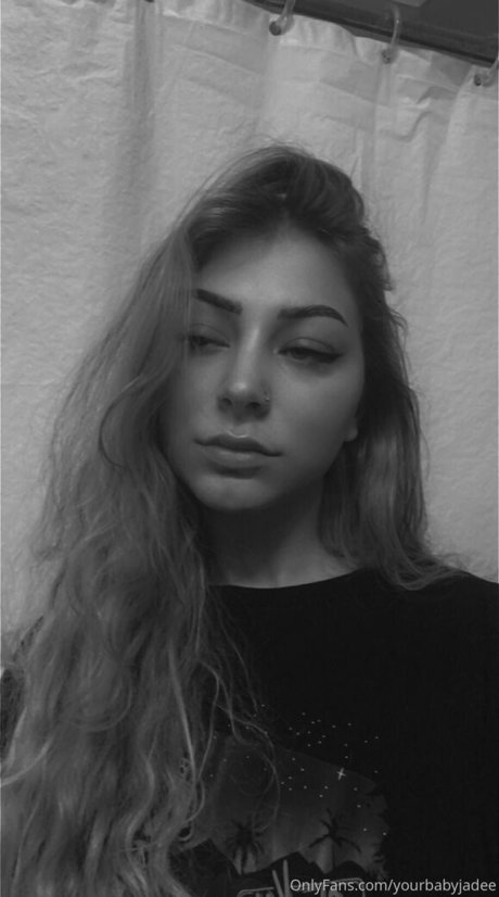 itsjadeblack actrice porno des photos
