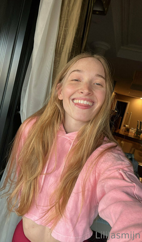 Lilijasmijn modelo sexual archivo