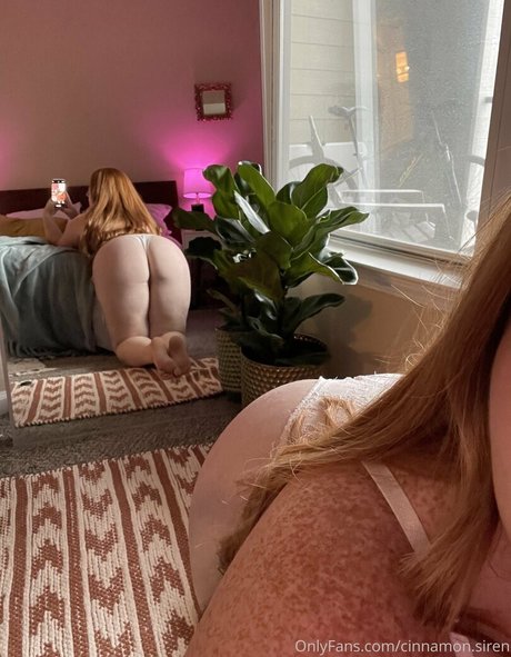 cinnamon siren star du porno xxx galeries